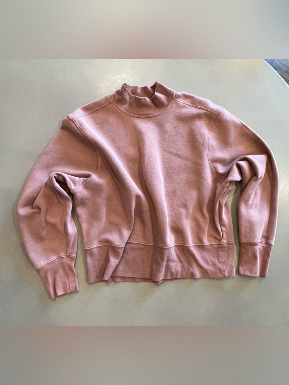 Women's Mauve Mock Neck Sweatshirt SIZE L